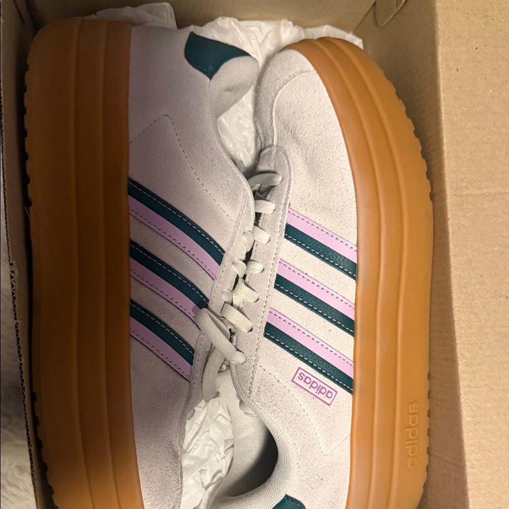Adidas Women's Sneakers - Cream, Pink, and Green